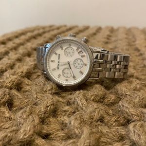 MICHAEL KORS Silver Watch